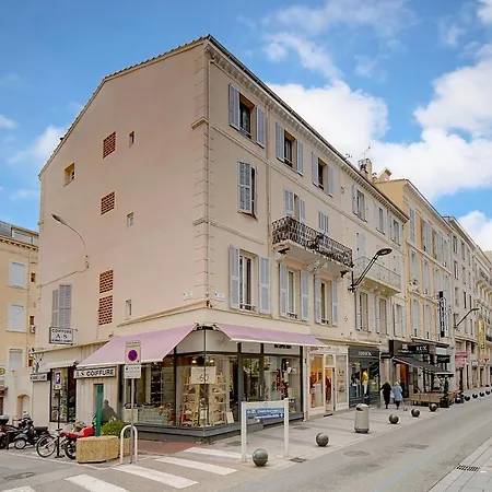 3 Pieces Rue D'antibes *