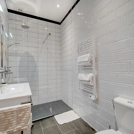 Apartment 3 Pieces Rue D'antibes *